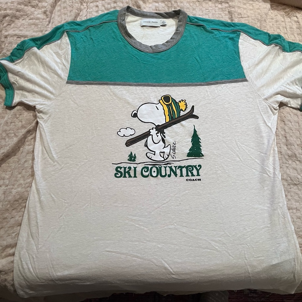 Coach peanuts tee